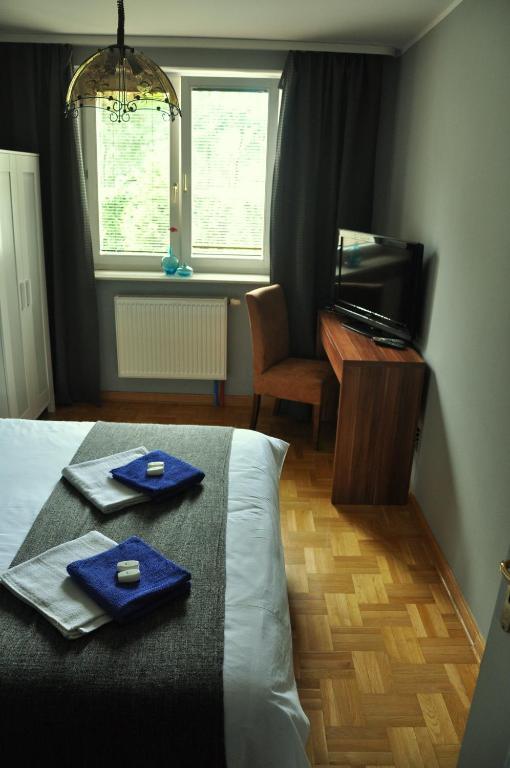 Anton House Hotel Варшава Екстериор снимка