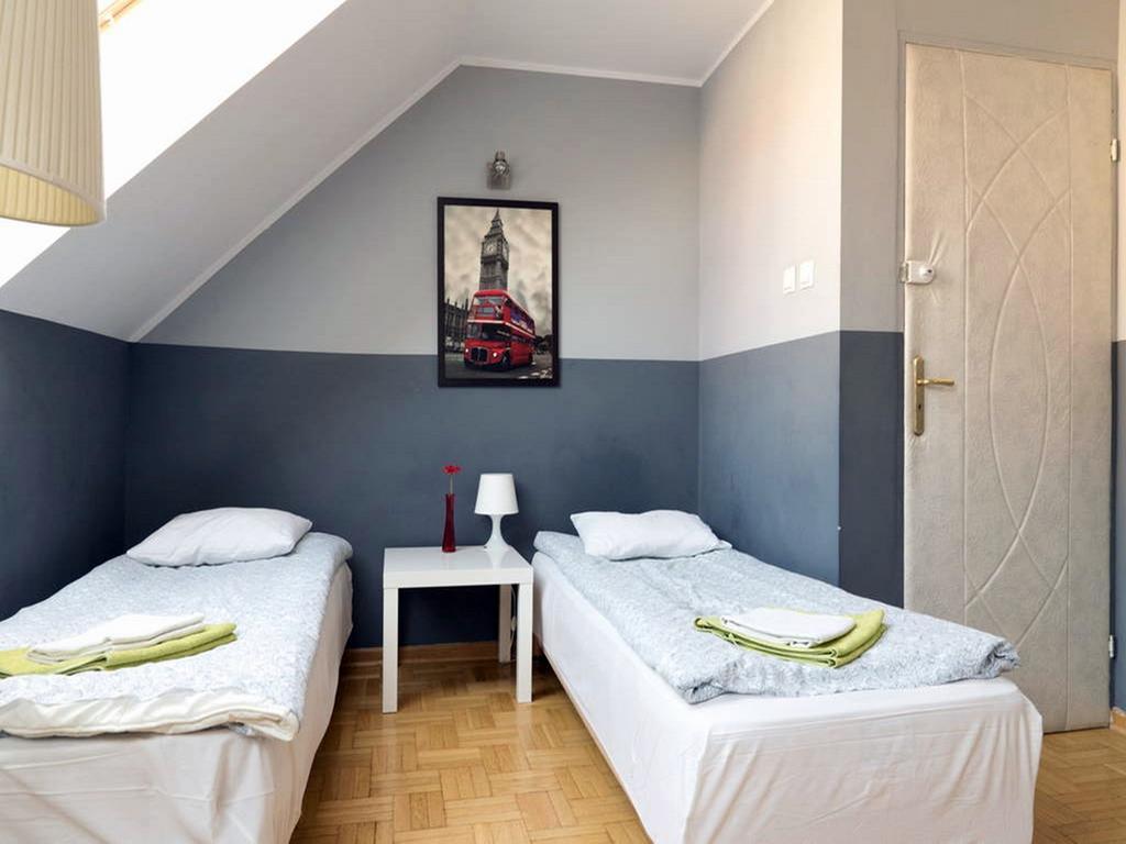 Anton House Hotel Варшава Екстериор снимка