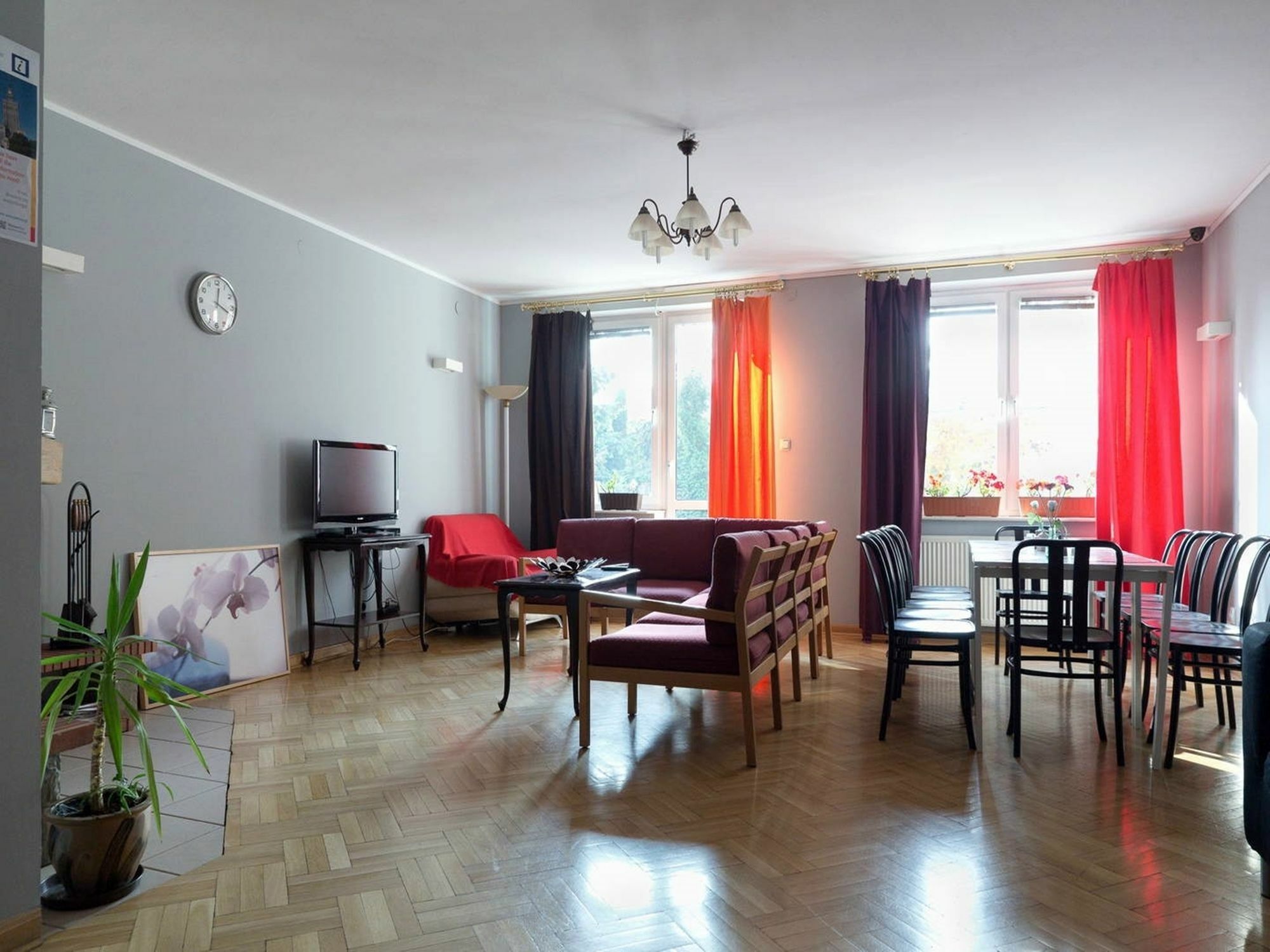 Anton House Hotel Варшава Екстериор снимка